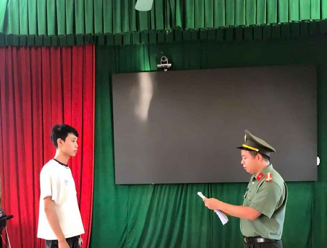 Khởi tố nam thanh niên ở Hưng Yên đánh bạc trực tuyến