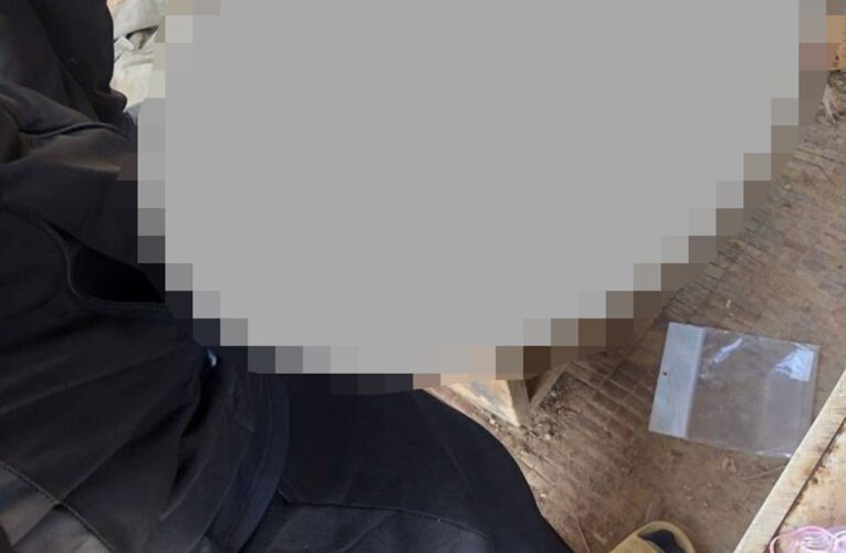 ẢNH KHÔNG CHE: Cân nhắc trước khi xem